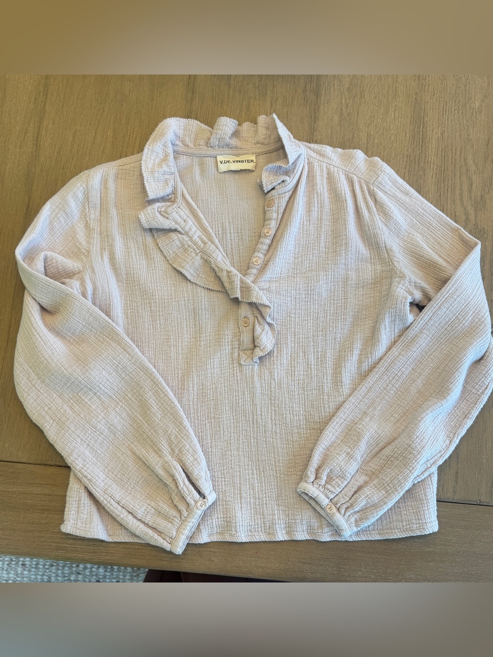 V.DE.VINSTER. Ruffle-Trim Long Sleeve Top in Light Blush